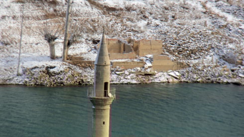 Sivas'ta hava soğudu, kar yağışı etkili oldu