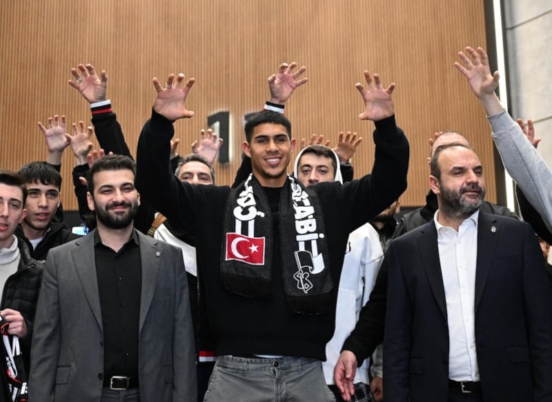 Beşiktaş'ın yeni kalecisi İstanbul'a geldi