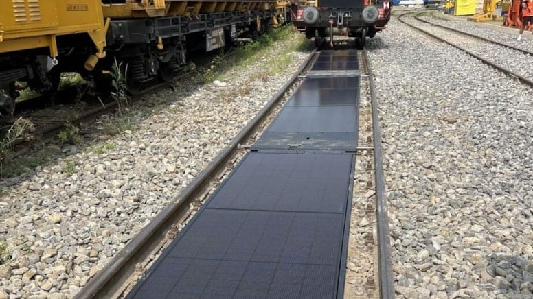 Tren raylarına güneş panelleri döşenecek! Yılda 1 milyar kilovatsaat elektrik üretecek