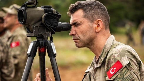 Avrupa’nın en iyi keskin nişancısı bir Türk askeri