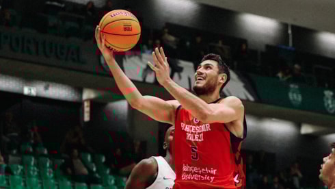 Bahçeşehir Koleji, Sporting'i deplasmanda devirdi!