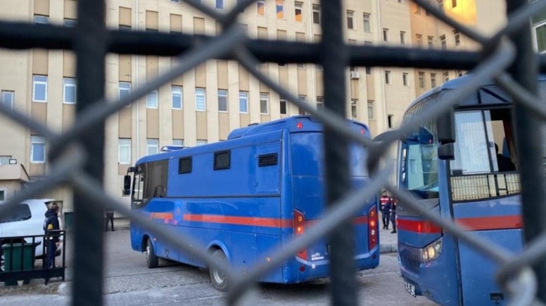 Karakolda akılalmaz skandal: Silah ve uyuşturucuları çalıp satan uzman çavuş çıktı