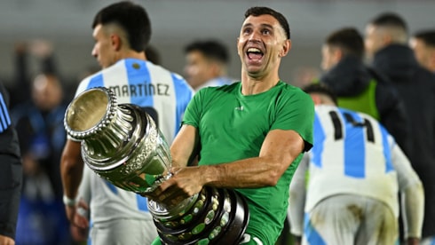 FIFA, Martinez'e cezayı kesti