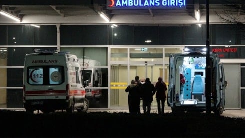 Bina ilaçlandı, 11 kişi hastanelik oldu