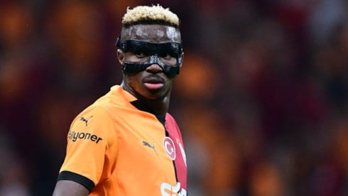 Osimhen'in maskesi: Güvenlik önlemi mi, tılsım mı?