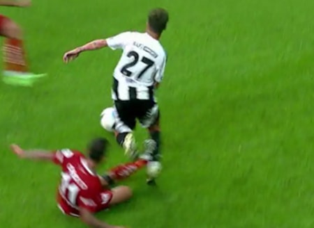 Türkiye Rafa Silva'ya atılan tekmeyi konuşuyor