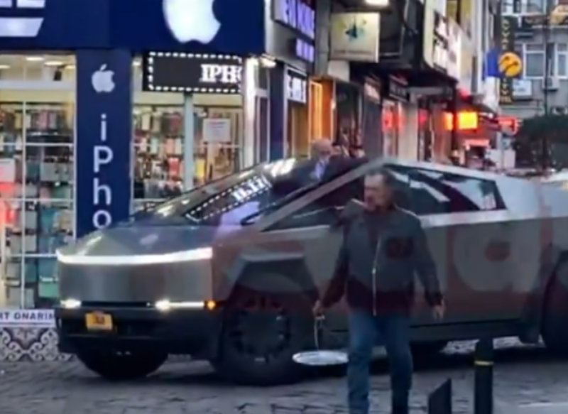 Trabzon'daki Cybertruck bakın kimin çıktı